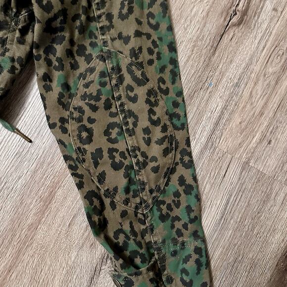 NWT Pam & Gela Leopard Print Cropped Utility Jacket Army Green Size P EdgyChic - Picture 8 of 12